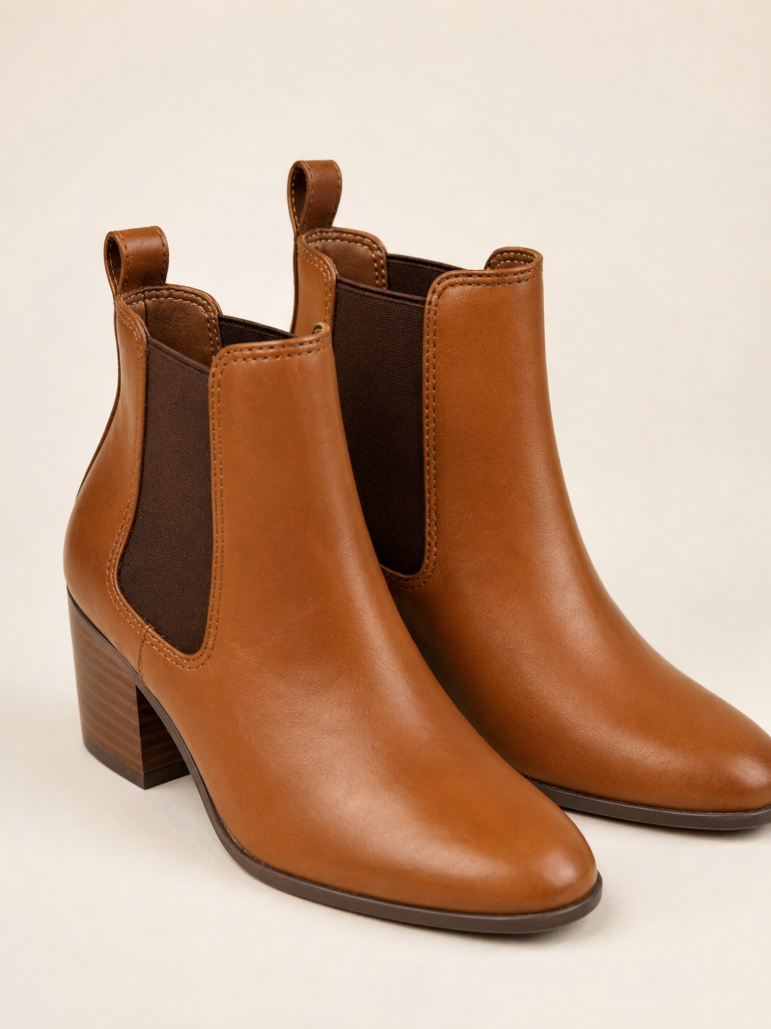 Cognac Chelsea Heeled Boots 🤎