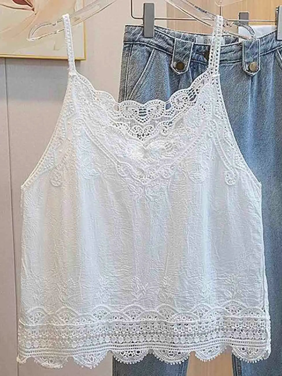 Ladies V-Neck Lace Embroidery String Shoulder Cami Top